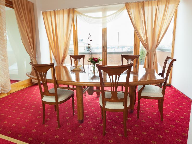 City Hotel Teater ريغا المظهر الخارجي الصورة