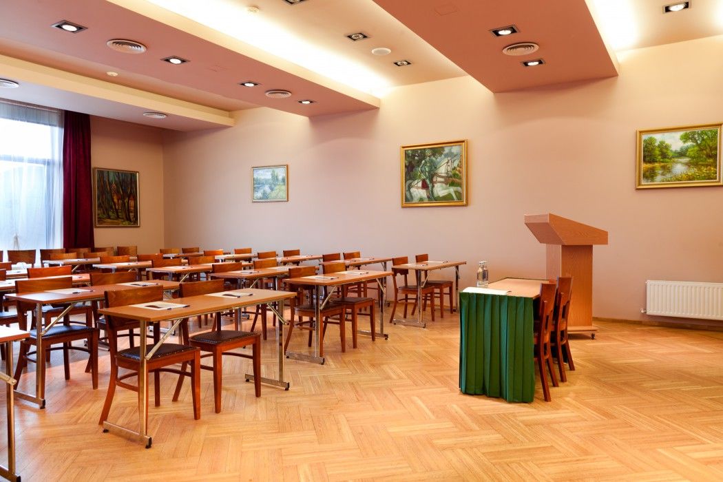 City Hotel Teater ريغا المظهر الخارجي الصورة