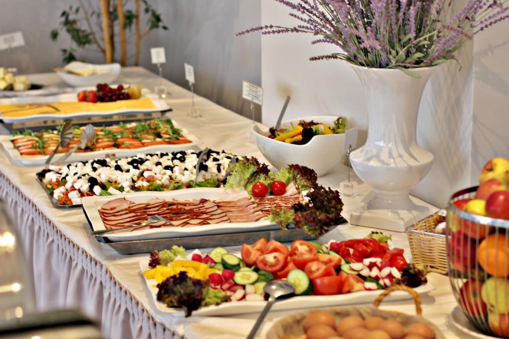 City Hotel Teater ريغا المظهر الخارجي الصورة