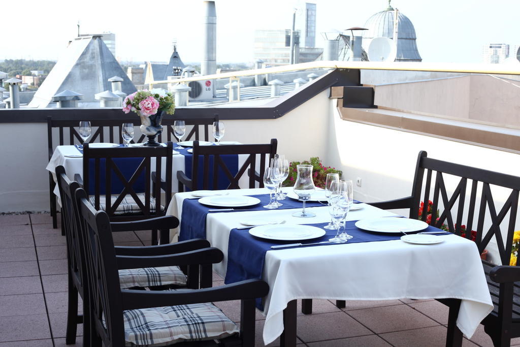 City Hotel Teater ريغا المظهر الخارجي الصورة